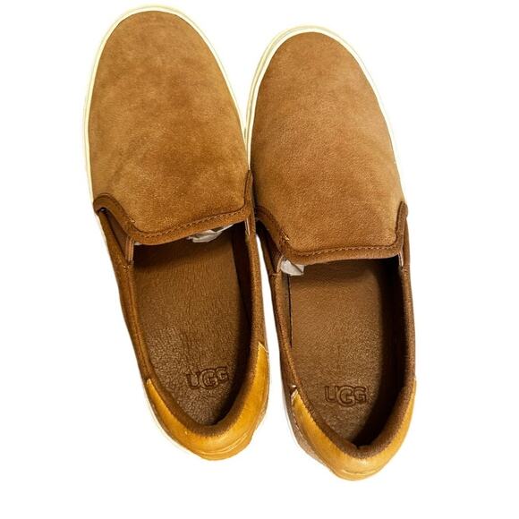 Cahlvan Ugg Slip on Suede Shoe in Chestnut Women's Size 8 - Picture 1 of 7